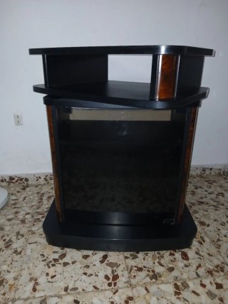 Mesa TV cristal y madera, parte superior giratotia