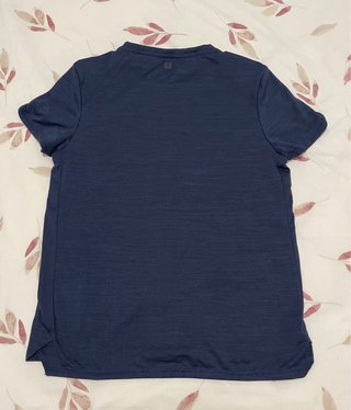 Camiseta deportiva azul