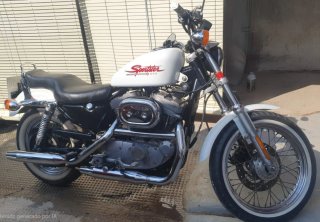 Harley-Davidson Sportster 883 Blanca