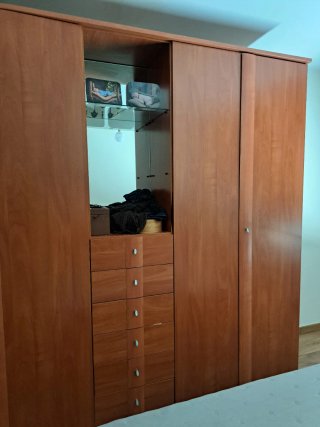 Armario de matrimonio madera