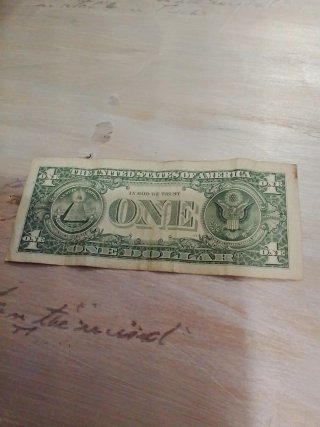 Dollaro USA con bandiera italiana dipinta