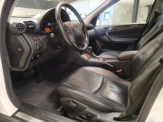 Mercedes-Benz Clase C220 Automático 2004