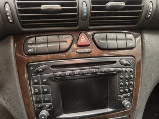Mercedes-Benz Clase C220 Automático 2004