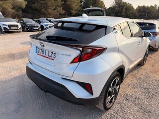 Toyota C-HR 1.8 125H Advance 90 kW (122 CV)