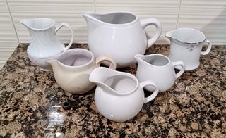 Set di 6 brocche per latte in porcellana