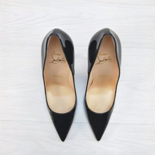 Tacones Christian Louboutin Negros de Charol