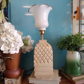 Lámpara vintage cristal opalino y pie piedra
