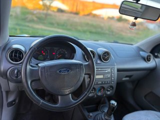 Ford Fiesta 2003