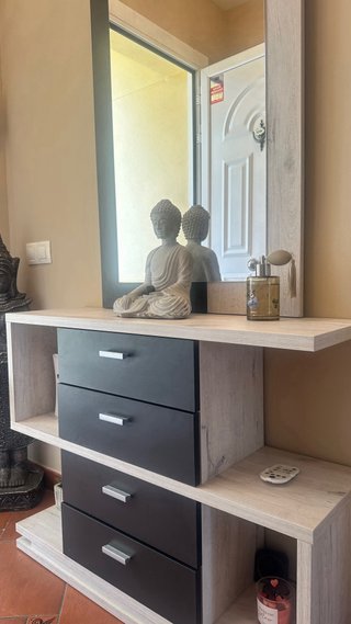 Mueble recibidor con espejo y cajones