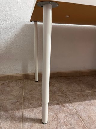 Mesa escritorio IKEA con cajonera