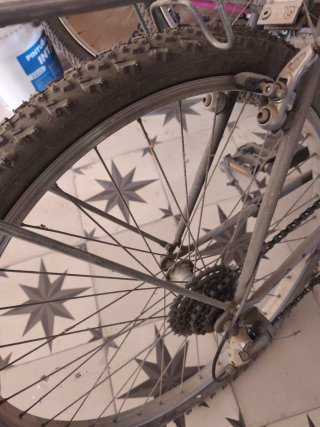 Bicicleta MTB Lux Aluminio. Años 90