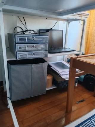 Mesa escritorio ordenador madera y metal