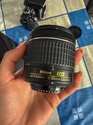 Nikon D3300 + 2 objetivos