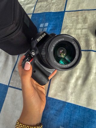 Nikon D3300 + 2 objetivos