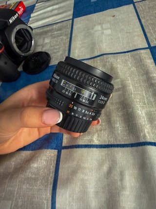 Nikon D3300 + 2 objetivos