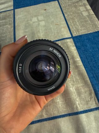 Nikon D3300 + 2 objetivos