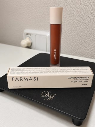 Labial mate Farmasi NOVA