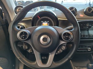 smart fortwo EQ COUPE-2021