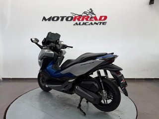 Honda Forza 125
