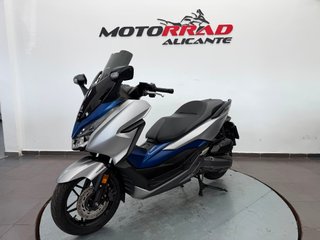 Honda Forza 125