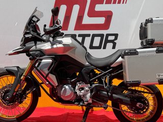 Voge 900 DSX