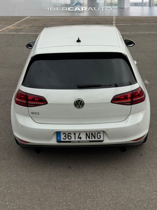 Volkswagen Golf GTI 7