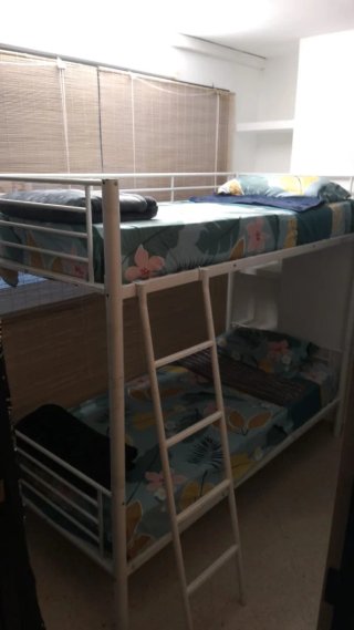 Cama Doble/Matrimonial con Fundas