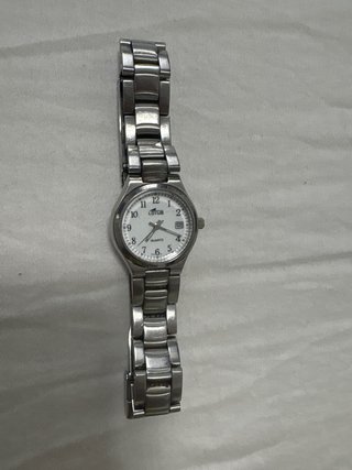 Reloj Lotus plateado para niña