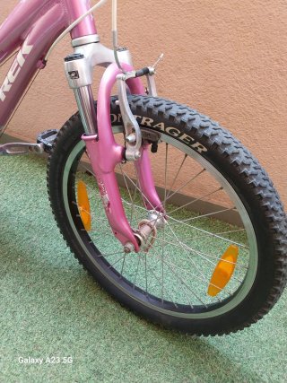 Bicicleta Trek 20" Rosa
