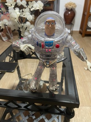 Buzz Lightyear Edición Rara Transparente