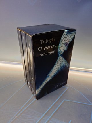 Trilogía Cincuenta Sombras. Las 3 novelas en estuche.