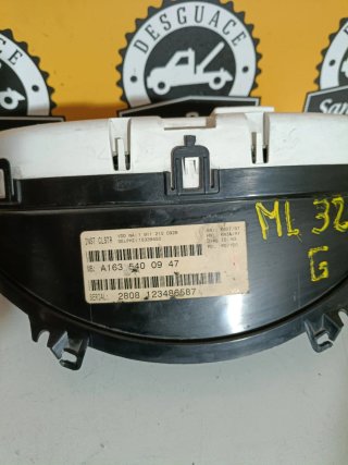Cuadro de instrumentos Mercedes A1635400947