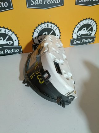 Cuadro de instrumentos Mercedes A1635400947