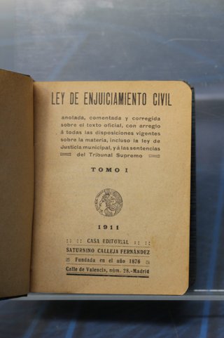 Enjuiciamiento Civil. Calleja, 1910. 9 x 7 cm.
