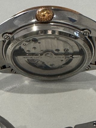 Reloj Dama Bulova Automático Oro y Plata