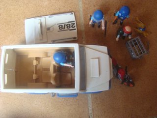 Coche Policía Playmobil con Accesorios