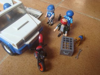 Coche Policía Playmobil con Accesorios