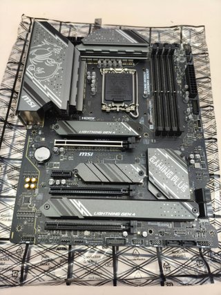 Placa base MSI Z790 Gaming Plus WiFi ATX
