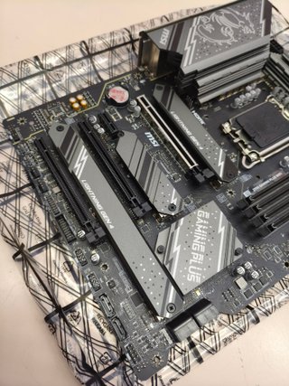 Placa base MSI Z790 Gaming Plus WiFi ATX