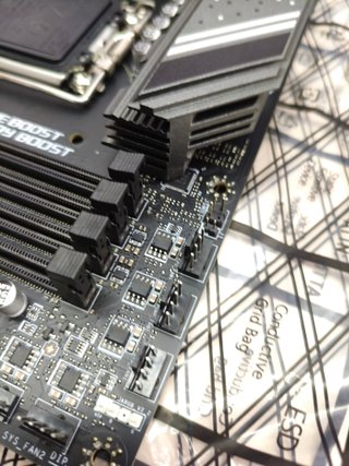 Placa base MSI Z790 Gaming Plus WiFi ATX