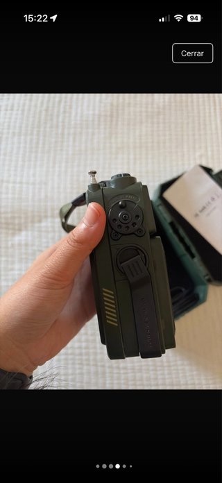 Radio Portátil R11 BT USB FM AM SW