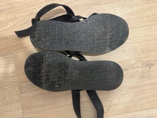 Sandalias Bimba y Lola Piel Talla 41