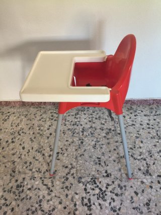 Trona IKEA Roja