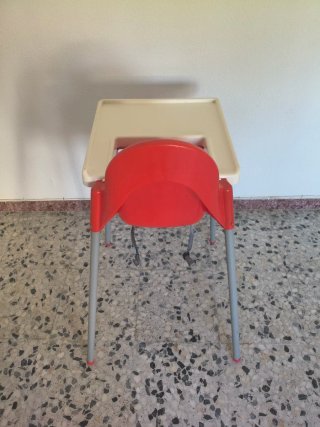 Trona IKEA Roja