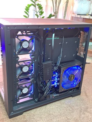 PC Gaming Ryzen 7 2700 / 16GB Ram / GTX 1070 8GB