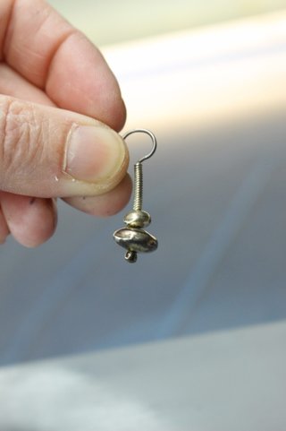 2. Pendientes de anzuelo plata. Sin firma ni contraste.