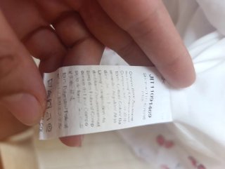 Vestido de verano con estampado de cerezas