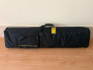 Teclado Korg SP-100 con funda