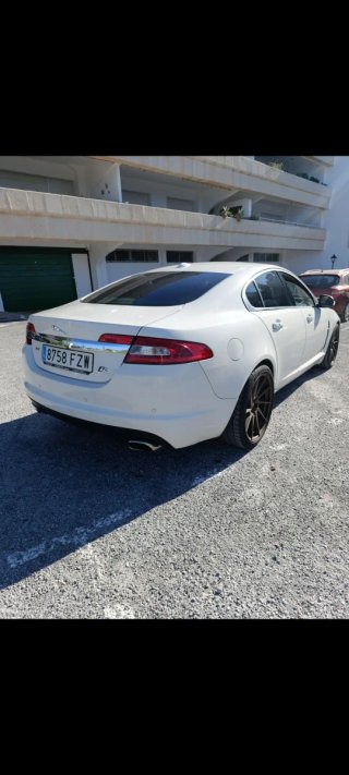 Jaguar XF 2008
