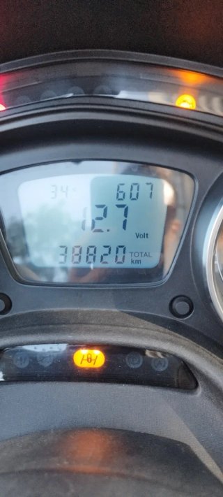 Piaggio MP3 300 Triciclo